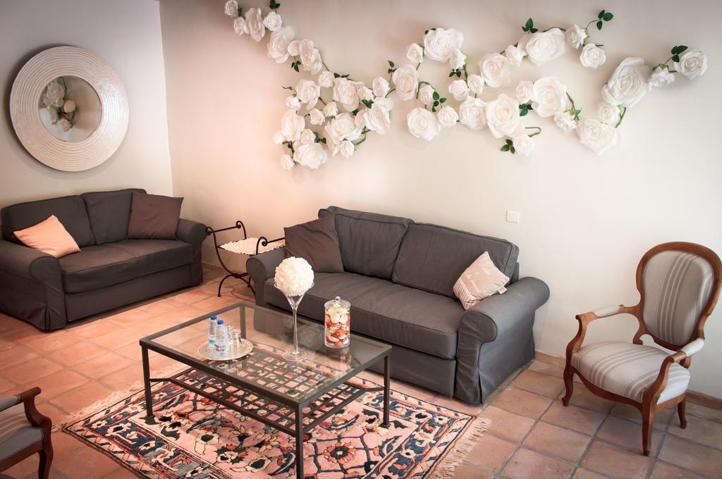 Gite Des Carmes And Spa Le Thor Εξωτερικό φωτογραφία