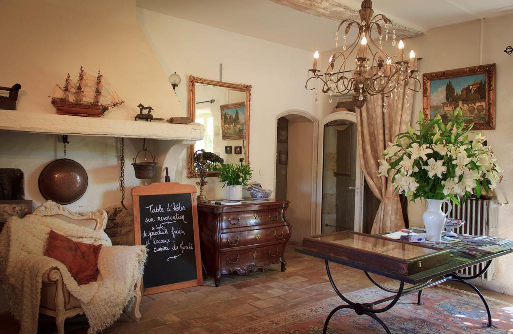 Gite Des Carmes And Spa Le Thor Εξωτερικό φωτογραφία